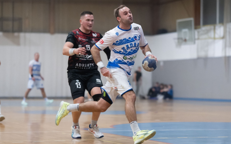 Zadar 1954 slavio na teškom gostovanju kod Splita