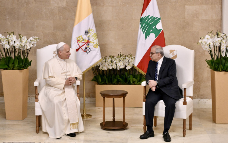 Papa Lav donosi poruku mira Libanonu