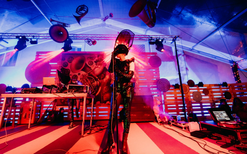 FOTO Nova adventska lokacija pokazala se kao pravi hit, electro-pop duo Nipplepeople rasplesao Zadrane