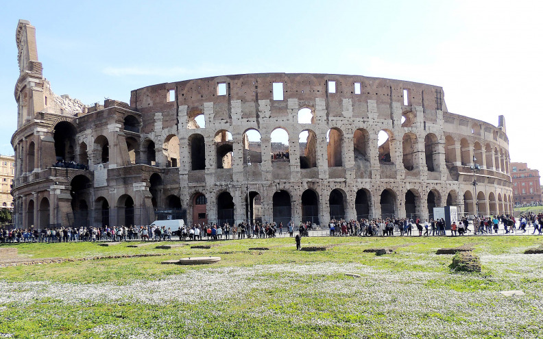 Radnici ozlijeđeni u urušavanju kule blizu rimskog Koloseja