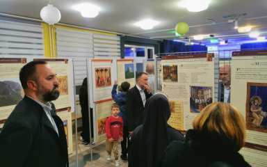 U Škabrnji otvorena izložba o benediktinskoj baštini: ‘Nije slučajno da smo je donijeli upravo tu…’