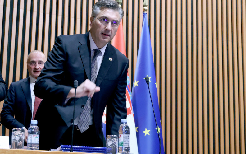 Plenković poručio ljevici: 'Lažne su vam tvrdnje o povijesnom revizionizmu i ustaštvu'