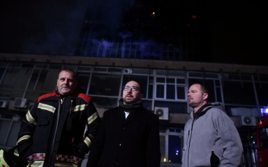 Tomašević na požarištu: ‘Šteta je, nažalost, totalna. Uzrok? Postoje neke sumnje, ali pričekajmo očevid’