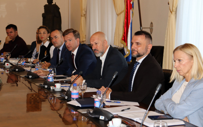 Porast kaznenih djela tijekom sezone, policija pod velikim opterećenjem