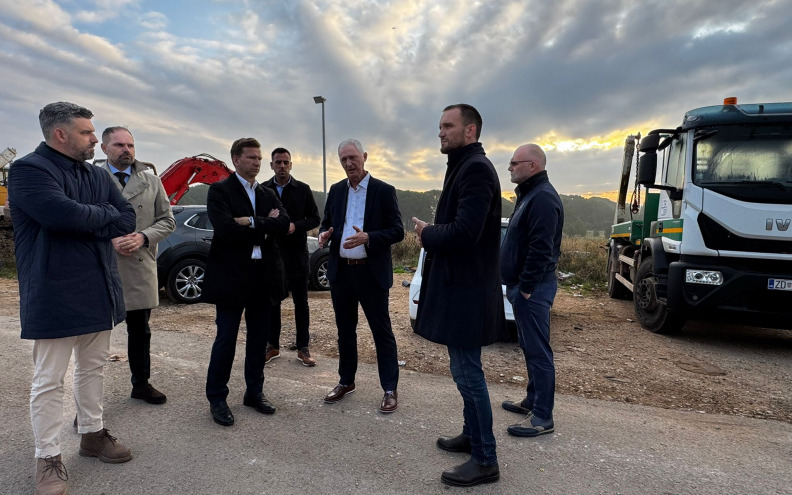 Otvoren CGO Biljane Donje, gradonačelnik Erlić: 'Od danas se komunalni mješani otpad prestaje voziti na Diklo'