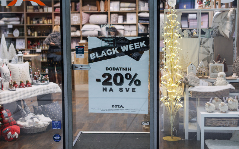 Crni petak - pravi trenutak za uštedu ili mamac za trošenje? Evo što Zadrani misle...