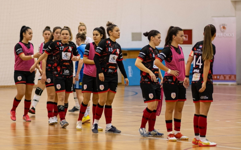 Nakon 15 godina ugasio se Futsal Super Chicks