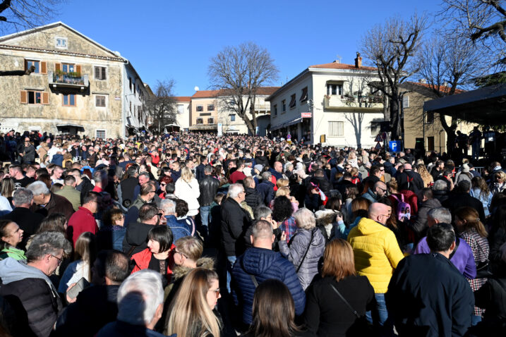 Boćarski dom postaje epicentar glazbe, zabave i adventske čarolije