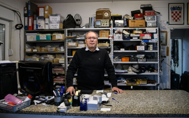 NAJBOLJE IZ 2025. (8) Priča o zadnjem zadarskom majstoru za televizore: ‘Kad zatvorim, gotovo je’