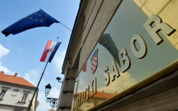 Evo koje novosti donose zakoni oko kojih su zaratili oporba i vladajući