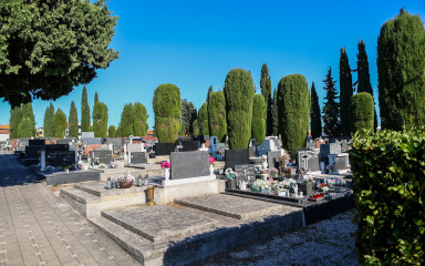 Sto godina groblja Belafuža: Nasadi objavili prigodnu brošuru o povijesti drugog najvećeg zadarskog groblja