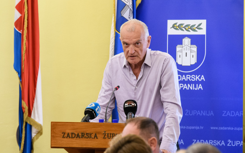 Pročelnica tvrdi da kontrola odlazaka liječnika u mirovinu nije odgovornost Doma zdravlja. Bruketa: 'Zakon tvrdi suprotno'