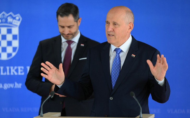 Bačić nakon sastanka s HAZU-om i AAUZ-om najavio promjene u zakonu, evo o čemu se radi