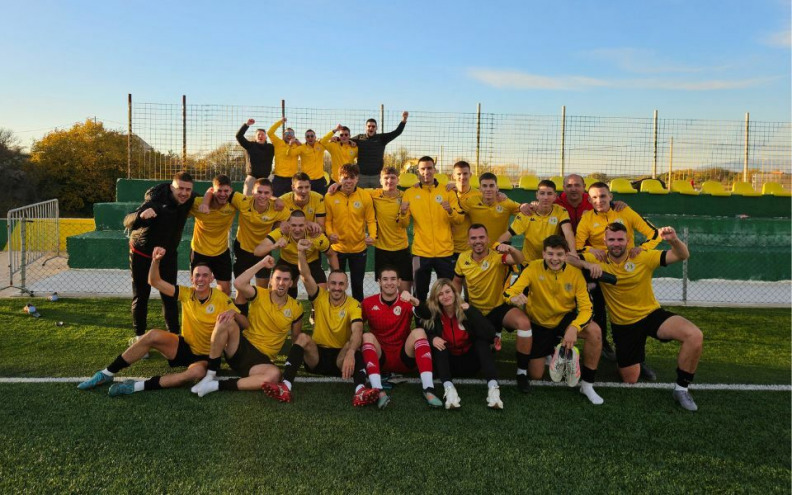 Abeceda jesenski prvak, Pridraga slavi 16-godišnjeg junaka