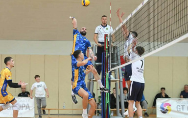 Nuštar i Makarska riješeni u tren oka