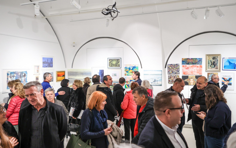 U Kneževoj palači predstavljena 19. Interkulturalna Art promocija: 'Umjetnost je najuspješniji oblik ljudske komunikacije'