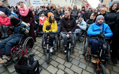Udruga Sjena poručila premijeru: ‘Temeljna ljudska prava nisu pitanje proračuna’