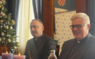 U Maloj vijećnici predbožićni susret predstavnika Nadbiskupije i Grada