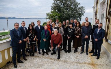 Uoči blagdana župan ugostio zadarske novinare, pogledajte što je bilo na meniju