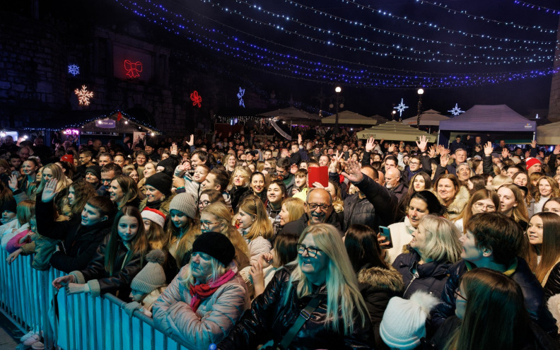 Ovaj bend večeras zatvara Advent u Zadru: 'Baš zato što imamo širok repertoar...'