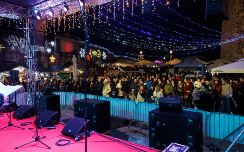 Popularni sastav večeras nastupa na Adventu u Zadru