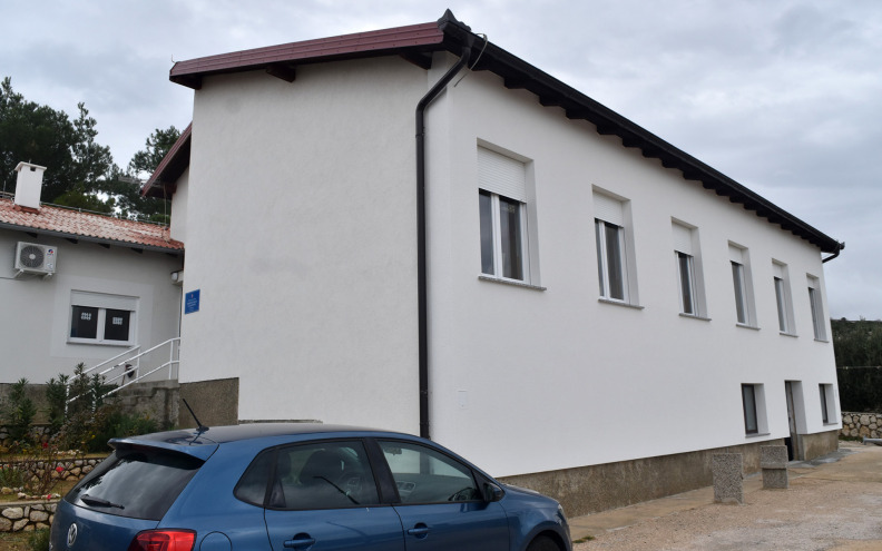 Općini Kolan uručen ugovor za dogradnju područne škole vrijedan 1,2 milijuna eura