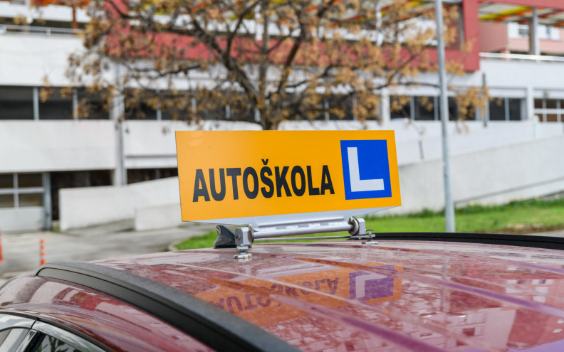 Cijene autoškole veće od 1500 eura, Grad planira sufinanciranje za mlade: ‘Mlada osoba ima snažnu unutarnju potrebu…’