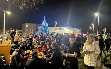 ADVENTSKA ČAROLIJA Plovanija je jučer doživjela nešto posebno!