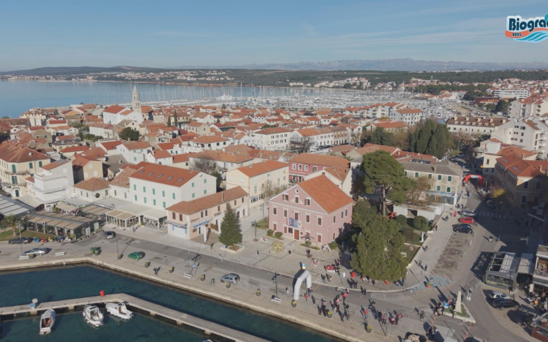 4. Božićna utrka u Biogradu okupila više od 300 natjecatelja