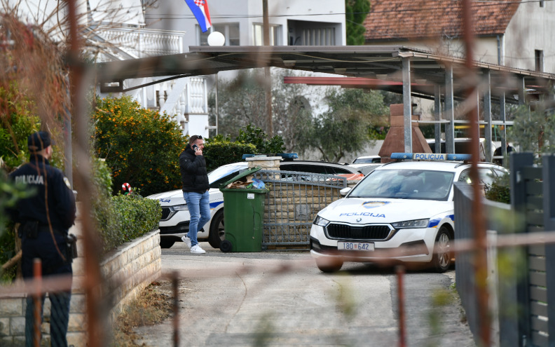 Susjedi o tragediji u Sukošanu: 'Radi se o dobrim i pobožnim ljudima, očito su ocu bolesti njegovih sinova bile preteške'