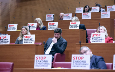 SDP o Zakonu o prostornom uređenju: ‘Vraća nas u feudalizam, a Bačić i Plenković su feudalci’