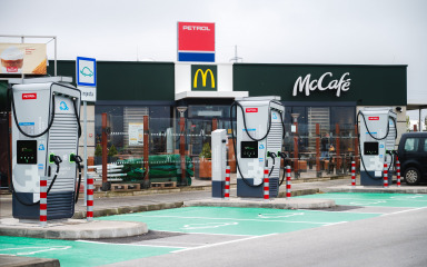 Petrol pustio u rad pet novih ultrabrzih punionica na odmorištima Sesvete Istok i Sesvete Zapad