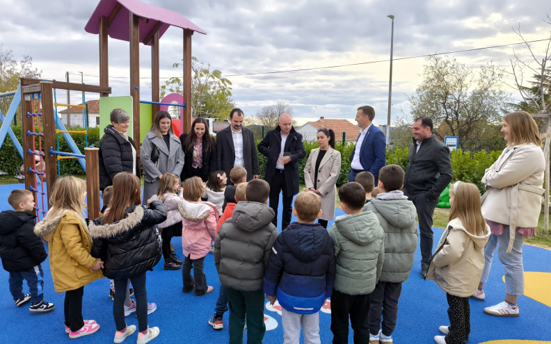 U Stankovcima i Biloj Vlaci otvoreni novi prostori za igru i odrastanje djece: 'Ulaganje koje se višestruko vraća...'