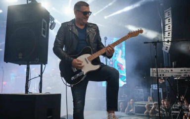 Mirko Brkljača i Duo Amadeus večeras na Plovaniju donose božićne i dalmatinske pjesme