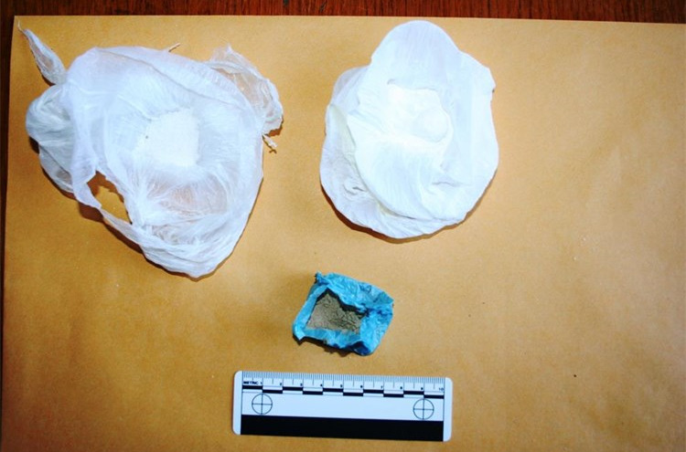 Prijavljen zbog posjedovanja droge radi preprodaje