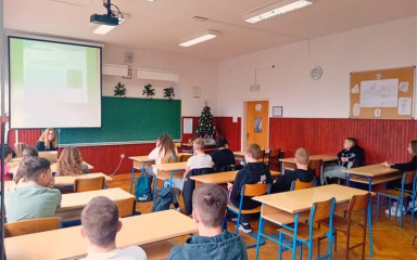 Policija edukacijom obilježila Mjesec borbe protiv ovisnosti