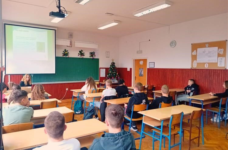 Policija edukacijom obilježila Mjesec borbe protiv ovisnosti