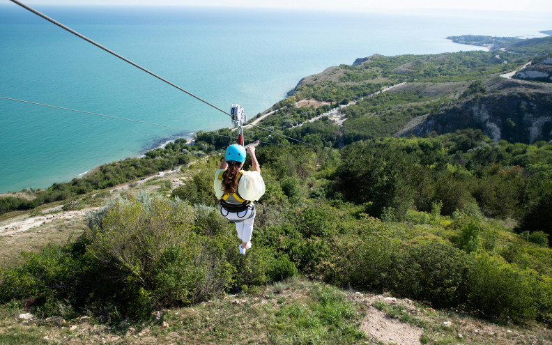 Zadarska županija traži koncesionara koji će izgraditi zip-line kod Paškog mosta