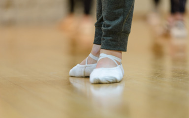 Plesom u susret blagdanima: Zadarski plesni ansambl daruje Plesnu čestitku