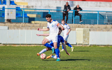 RIJEČ NAJISKUSNIJEG Kapetan nogometaša Zadra: “Djeca nam odlaze  zbog loših rezultata seniora…”