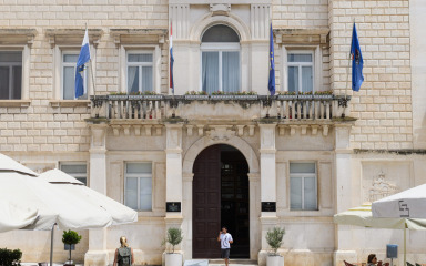 Unatoč rekordnom proračunu, Grad Zadar diže kredit od 12,5 milijuna eura
