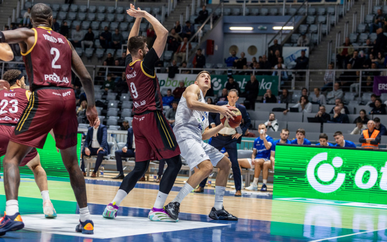 Jusupova momčad večeras u sarajevskoj Zetri otvara novu godinu