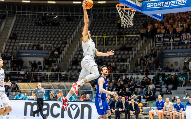 Zadrani brzo preboljeli Zmajčeke, predvođeni Mihailovićem pregazili Dinamo u Draženovom domu