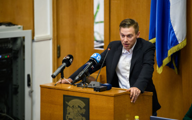 NINO MRČELA: ‘Jesu li financije pred kolapsom i je li grad prezadužen?’