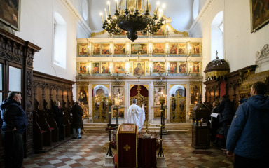 [FOTO] U crkvi svetog Ilije proslavljen Božić po julijanskom kalendaru