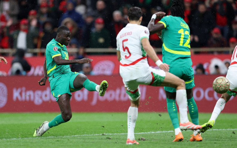 Senegal nakon kaotičnog finala i prekida od 20 minuta osvojio Kup nacija