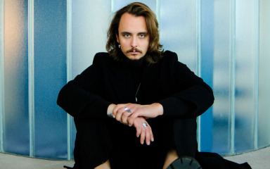 Marko Kutlić na nadolazećoj će se Dori publici predstaviti pjesmom »Neotuđivo« koju je sam skladao