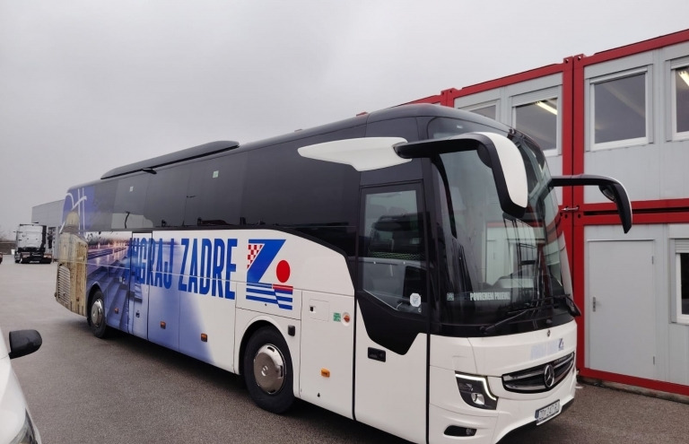 POJAČANJE U VOZNOM PARKU Košarkaški klub Zadar dobio novi autobus