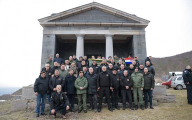 U Kašiću, Islamu Latinskom, Posedarju i na Masleničkom mostu odana počast braniteljima