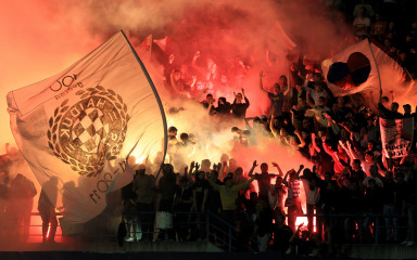 U BiH se sukobili navijači Hajduka i Zvezde, 93 privedenih, 23 ozlijeđena